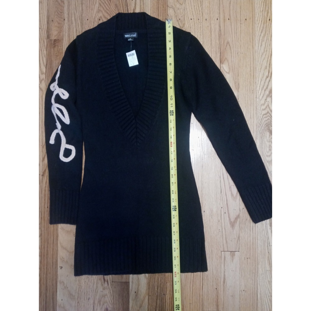 Wet Seal Sweater Med. Black